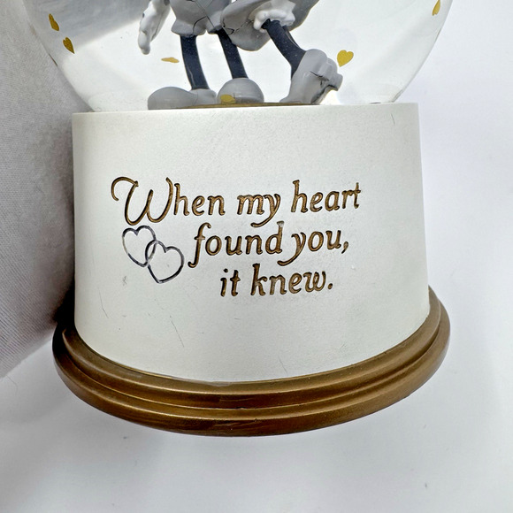 Disney Mickey & Minnie "When My Heart Found You, It Knew" Hallmark Snow Globe - Picture 7 of 12